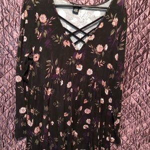 Torrid high low floral blouse